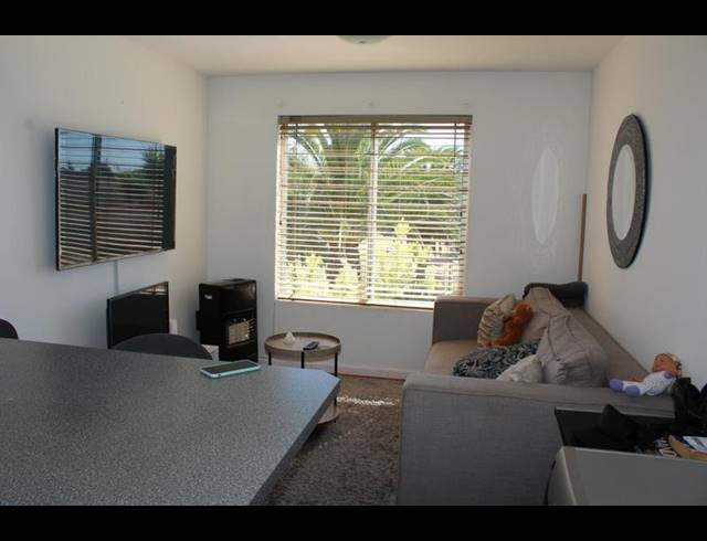 1 BEDROOM APARTMENT FOR SALE IN CHURCHILL ESTATE